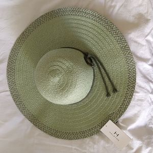 Halston floppy sun hat